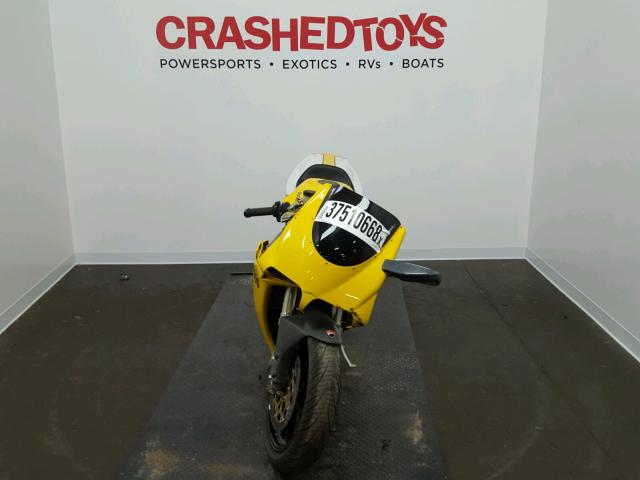 ZDM1SB5T6YB007035 - 2000 DUCATI 996 S YELLOW photo 2