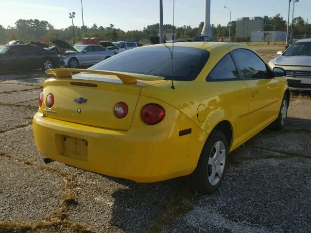 1G1AK15FX77388012 - 2007 CHEVROLET COBALT YELLOW photo 4