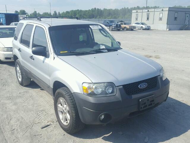 1FMYU03115KD11150 - 2005 FORD ESCAPE XLT SILVER photo 1