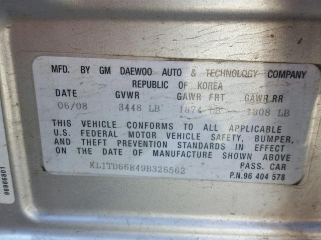 KL1TD66E49B326562 - 2009 CHEVROLET AVEO LS GRAY photo 10