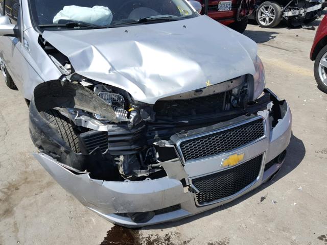 KL1TD66E49B326562 - 2009 CHEVROLET AVEO LS GRAY photo 9