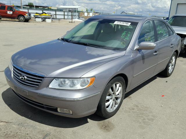 KMHFC46F47A224540 - 2007 HYUNDAI AZERA SE GRAY photo 2