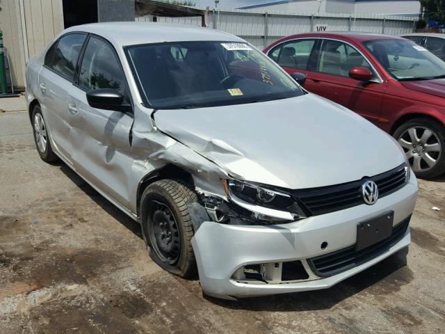 3VW2K7AJ0BM332441 - 2011 VOLKSWAGEN JETTA BASE 银色 照片 1