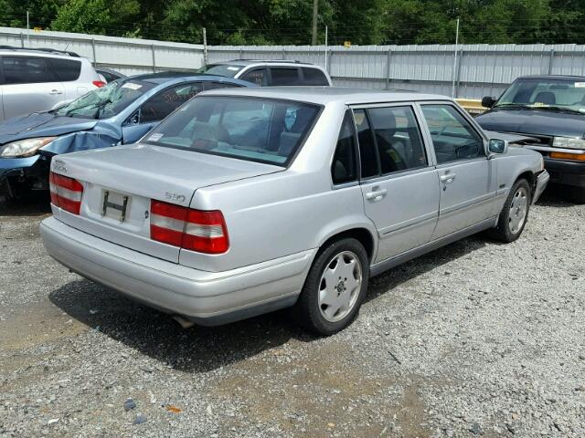 YV1KS9609W1126773 - 1998 VOLVO S90 Szary zdjęcie 4