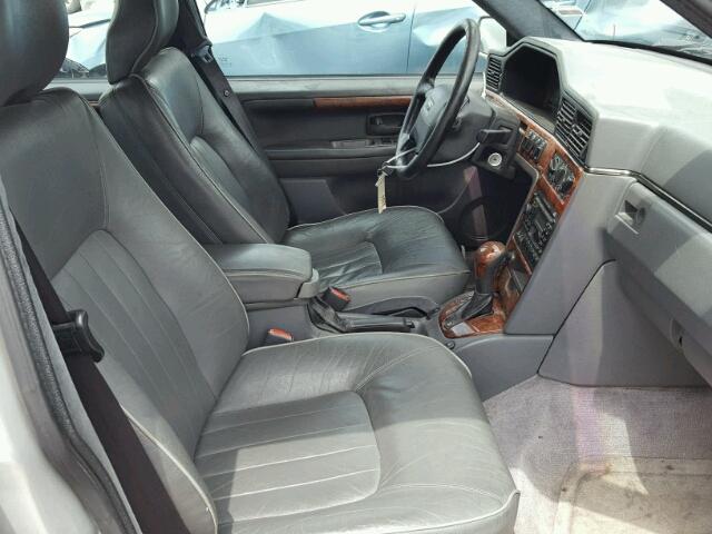 YV1KS9609W1126773 - 1998 VOLVO S90 Szary zdjęcie 5