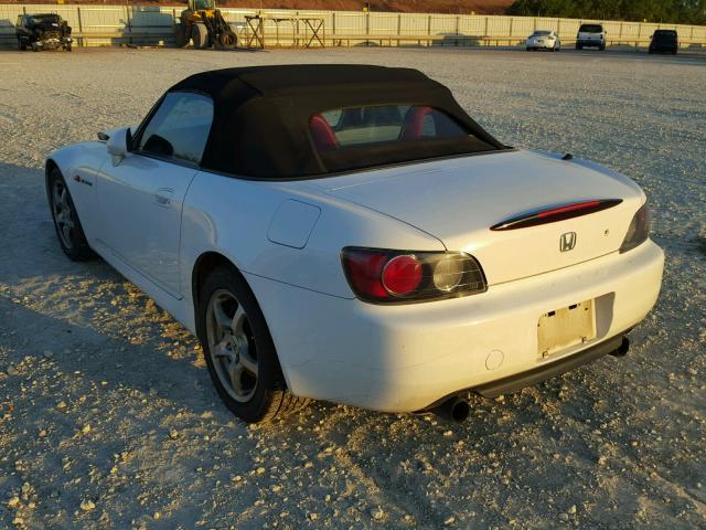 JHMAP11442T002633 - 2002 HONDA S2000 WHITE photo 3