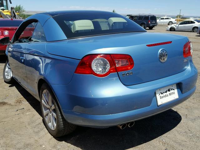 WVWAA71F89V020154 - 2009 VOLKSWAGEN EOS TURBO BLUE photo 3