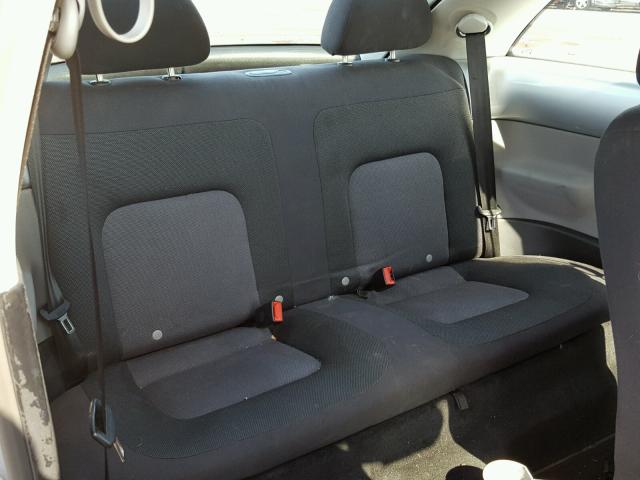 3VWBK21C13M443117 - 2003 VOLKSWAGEN NEW BEETLE 银色 照片 6