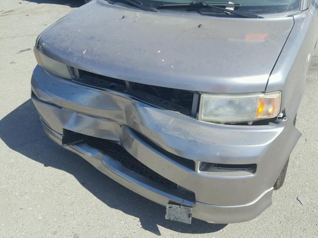 JTLKT324950205829 - 2005 TOYOTA SCION XB ნაცრისფერი ფოტო 9