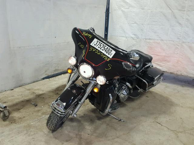 1HD1FCW175Y602213 - 2005 HARLEY-DAVIDSON FLHTCUI BLACK photo 2