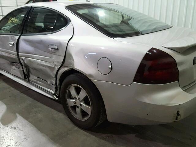 2G2WP552171137044 - 2007 PONTIAC GRAND PRIX SILVER photo 10