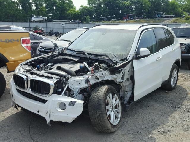 5UXKS4C58F0J98741 - 2015 BMW X5 XDRIVE3 WHITE photo 2