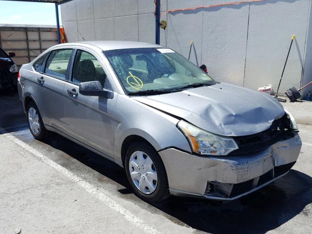 1FAHP34N38W273776 - 2008 FORD FOCUS S/SE GRAY photo 1