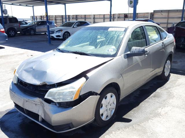 1FAHP34N38W273776 - 2008 FORD FOCUS S/SE GRAY photo 2