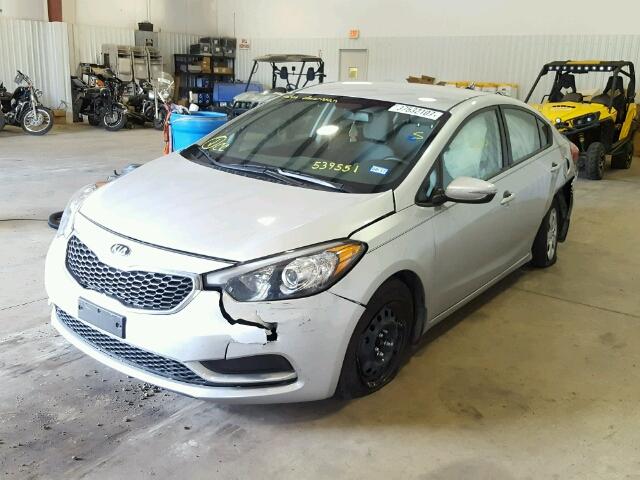 KNAFX4A69G5539551 - 2016 KIA FORTE LX SILVER photo 2