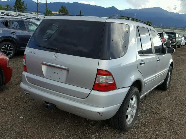 4JGAB75E53A374240 - 2003 MERCEDES-BENZ ML 500 SILVER photo 4