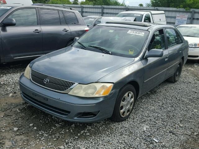 4T1BF28B9YU031224 - 2000 TOYOTA AVALON GRAY photo 2