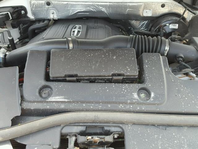 5LMJJ3HT4HEL12282 - 2017 LINCOLN NAVIGATOR WHITE photo 7