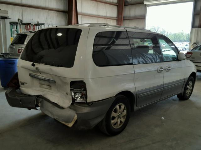 KNDUP131246606815 - 2004 KIA SEDONA EX WHITE photo 4