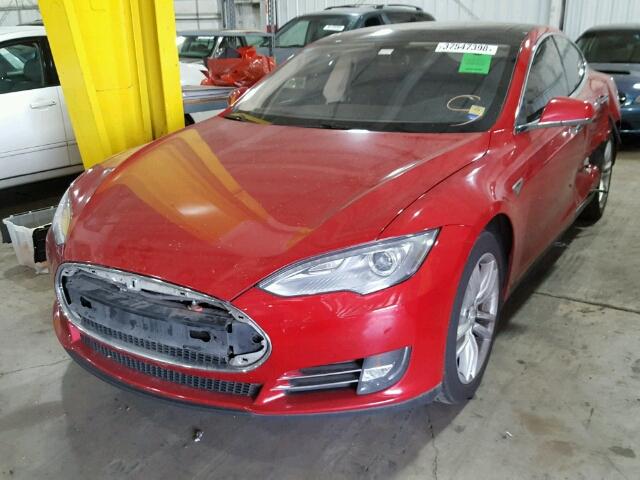 5YJSA1DP2DFP13024 - 2013 TESLA MODEL S RED photo 2