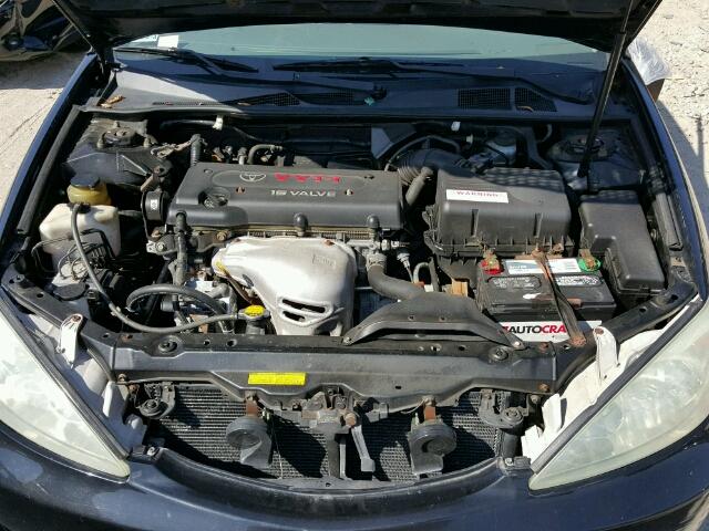 4T1BE32K52U096838 - 2002 TOYOTA CAMRY LE შავი ფოტო 7