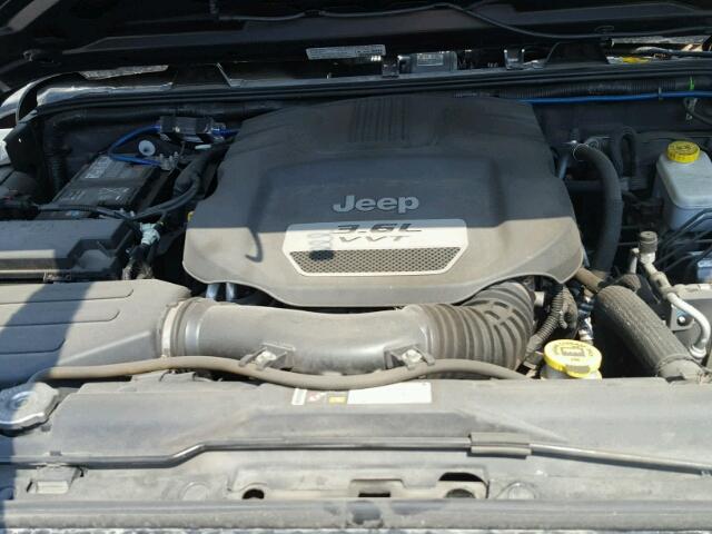 1C4AJWAG4DL630124 - 2013 JEEP WRANGLER S BLACK photo 7