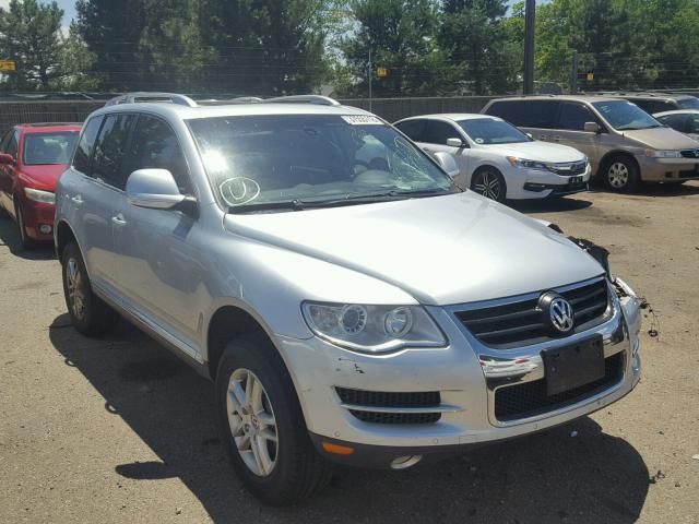 WVGBF7A9XAD003264 - 2010 VOLKSWAGEN TOUAREG V6 SILVER photo 1