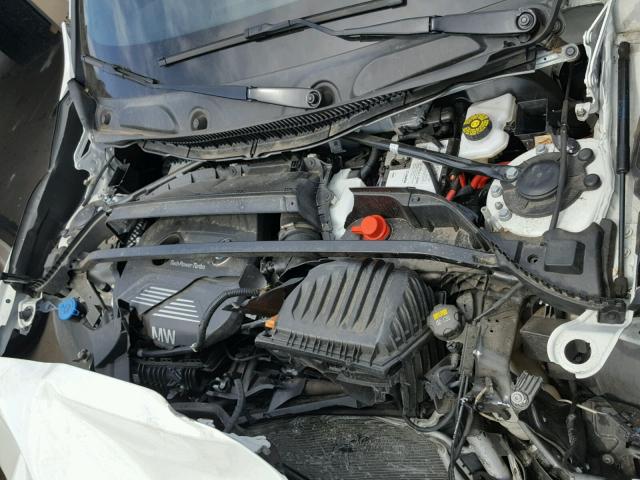 WBXHT3C38GP884856 - 2016 BMW X1 XDRIVE2 Weiß Foto 7