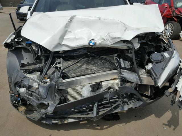 WBXHT3C38GP884856 - 2016 BMW X1 XDRIVE2 Weiß Foto 9