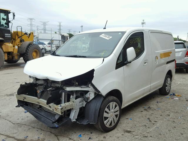 3N63M0YN2FK704393 - 2015 CHEVROLET CITY EXPRE WHITE photo 2