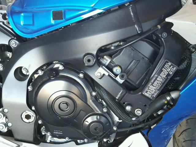 JS1GR7MA0E2100315 - 2014 SUZUKI GSX-R750 BLUE photo 7