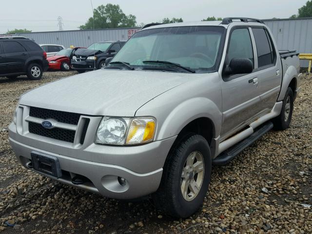 1FMZU77K95UB07586 - 2005 FORD EXPLORER S SILVER photo 2