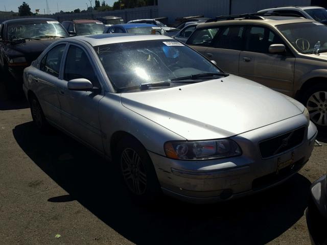 YV1RS592452462277 - 2005 VOLVO S60 2.5T SILVER photo 1