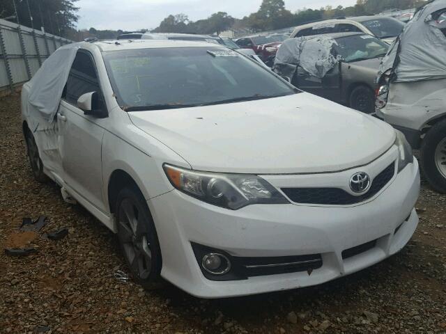 4T1BK1FK3CU518047 - 2012 TOYOTA CAMRY SE WHITE photo 1