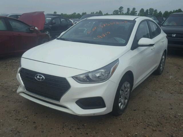 3KPC24A33JE016127 - 2018 HYUNDAI ACCENT SEL WHITE photo 2