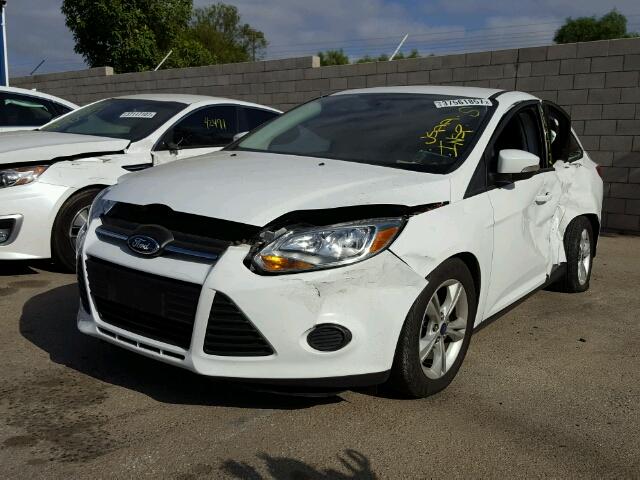 1FADP3F2XEL453478 - 2014 FORD FOCUS SE WHITE photo 2