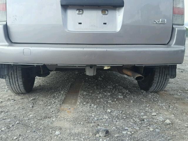 JTLKT334054021662 - 2005 TOYOTA SCION XB ნაცრისფერი ფოტო 9