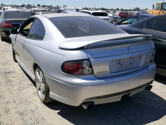 6G2VX12U66L523660 - 2006 PONTIAC GTO SILVER photo 3