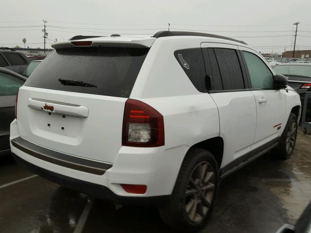 1C4NJCBB2GD789208 - 2016 JEEP COMPASS SP WHITE photo 4