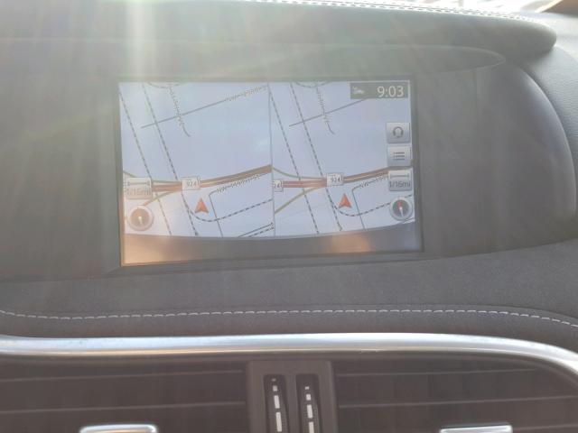 SJKCH5CP2HA027053 - 2017 INFINITI QX30 BASE WHITE photo 9