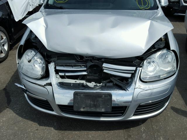 3VWRJ71K48M162345 - 2008 VOLKSWAGEN JETTA WOLF SILVER photo 9