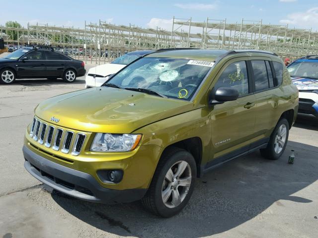 1C4NJCBAXCD622709 - 2012 JEEP COMPASS SP GREEN photo 2