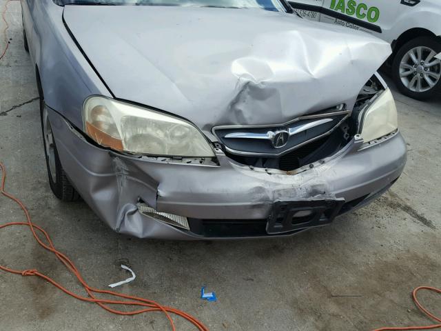 19UYA42481A017987 - 2001 ACURA 3.2CL SILVER photo 9