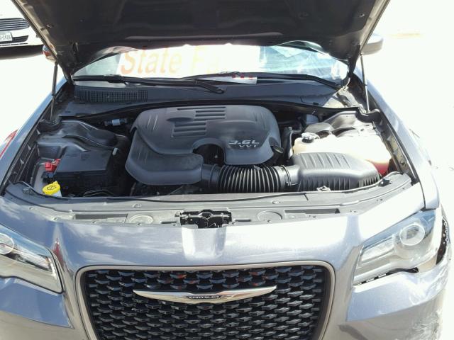 2C3CCABG8GH321122 - 2016 CHRYSLER 300 S GRAY photo 7