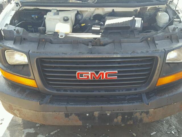 1GTGG25V941178869 - 2004 GMC SAVANA G25 WHITE photo 7