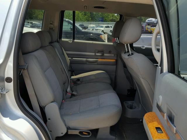 1A8HX58258F105023 - 2008 CHRYSLER ASPEN LIMI 银色 照片 6