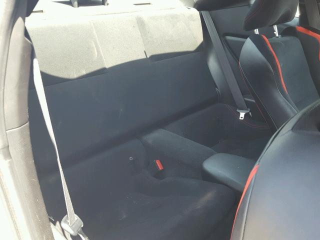 JF1ZNAA19D2731645 - 2013 TOYOTA SCION FR-S WHITE photo 6