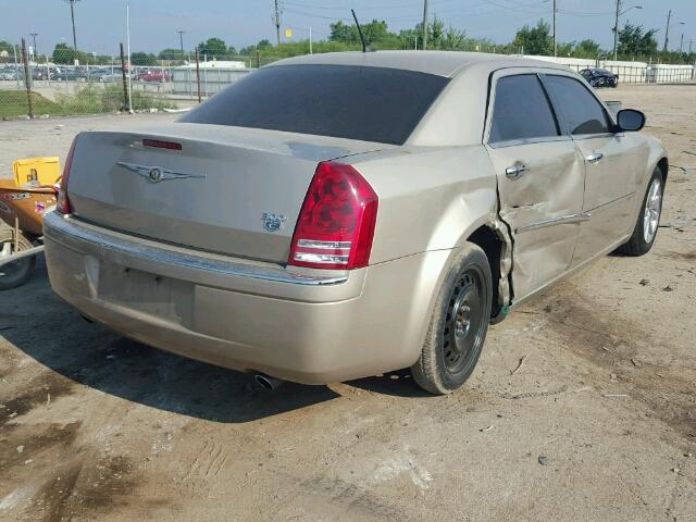 2C3KA63H68H211449 - 2008 CHRYSLER 300C GOLD photo 4