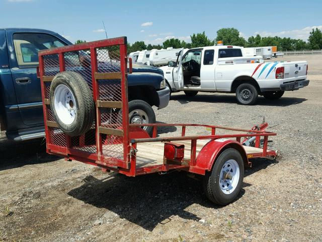 16VLX081541A18586 - 2004 UTILITY TRAILER RED photo 4
