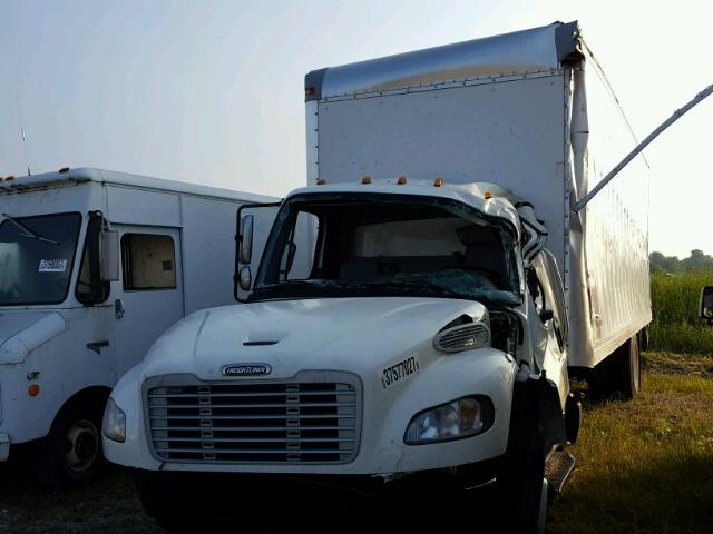 3ALACWDT2FDGS8930 - 2015 FREIGHTLINER M2 106 MED WHITE photo 2